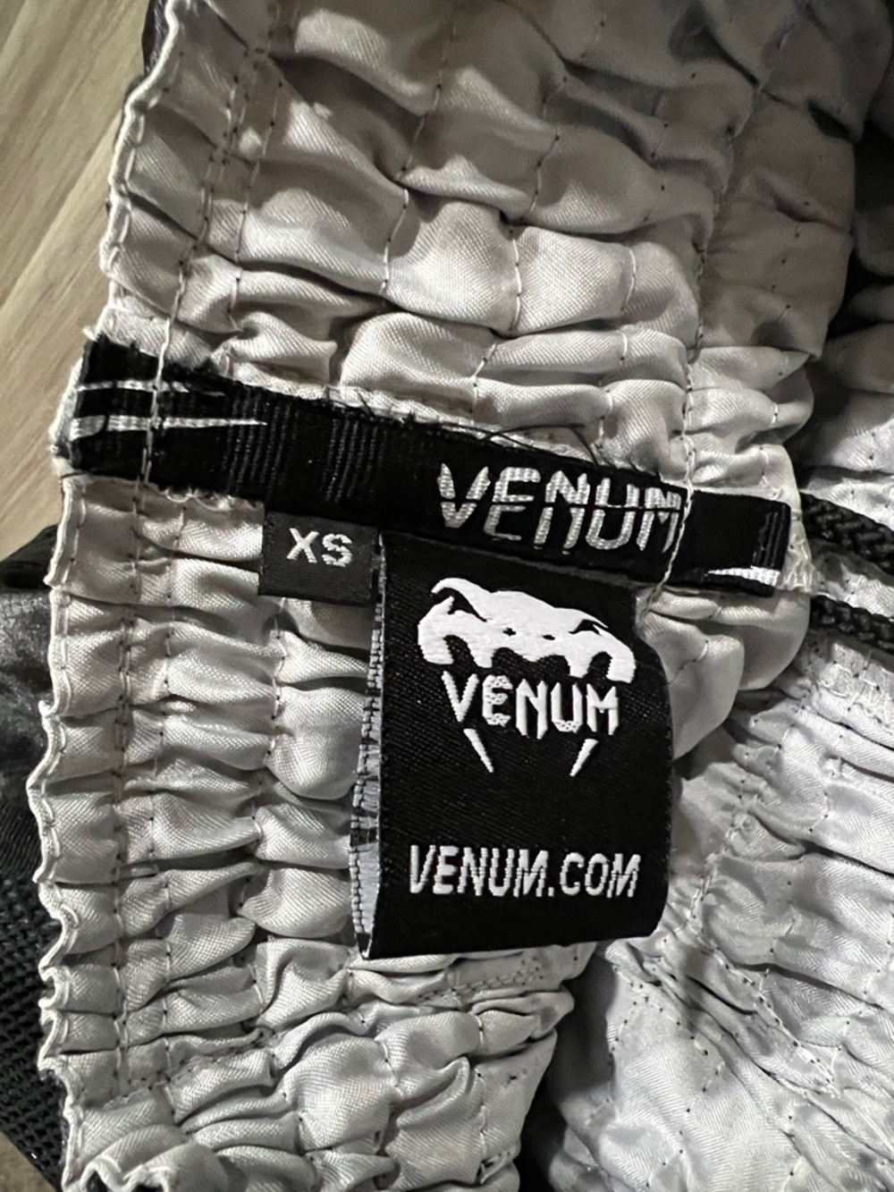 Venum shorts size XS - Picture 7 of 10